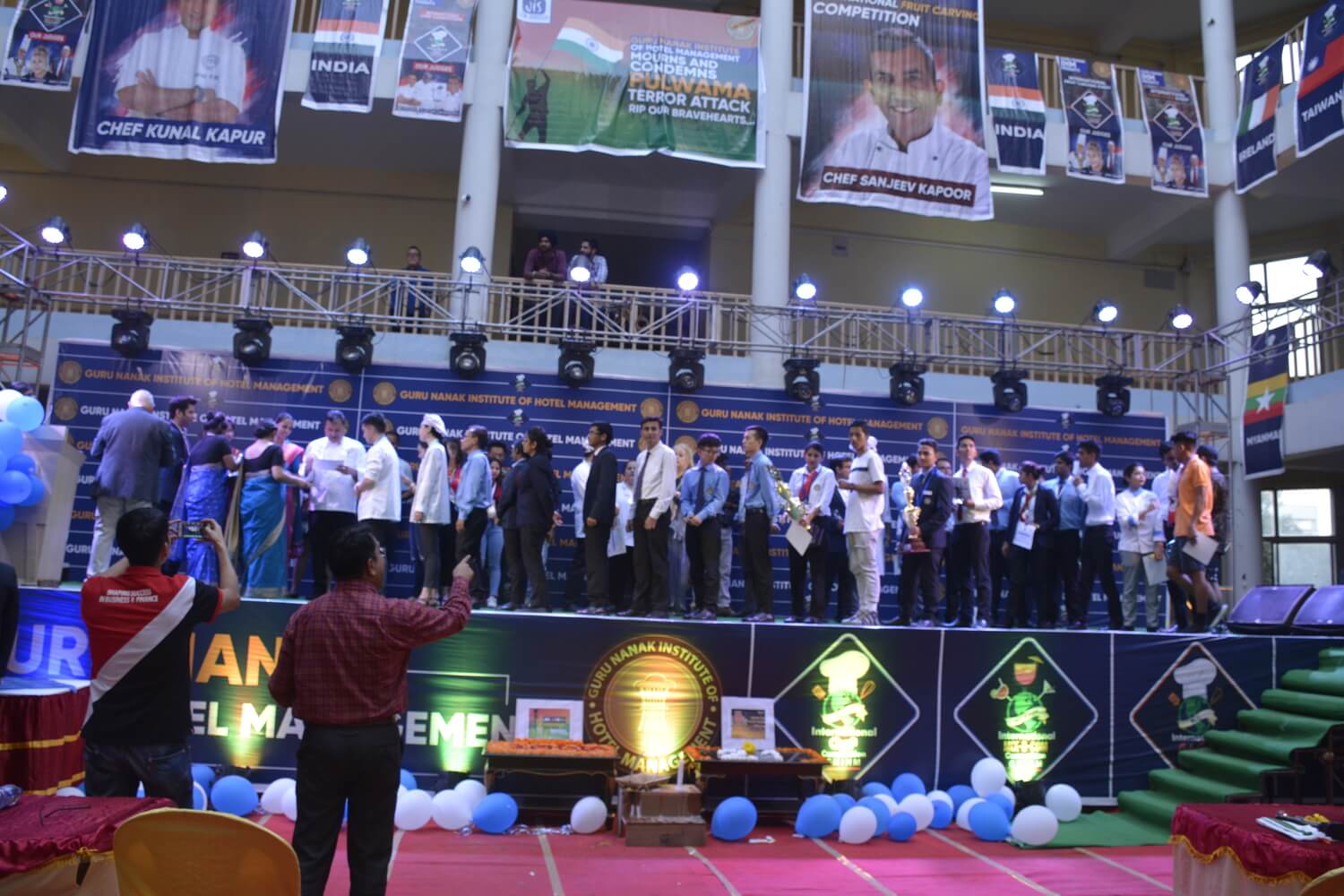 How to Pick the Right Hotel Management Course? | GNIHM